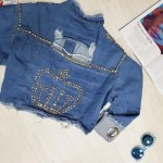 Фото Джинсовая голубая куртка с заклёпками 548-976-1
