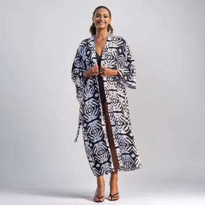 Фото Пляжний халат чорно-білий з довгими рукавами 146-98