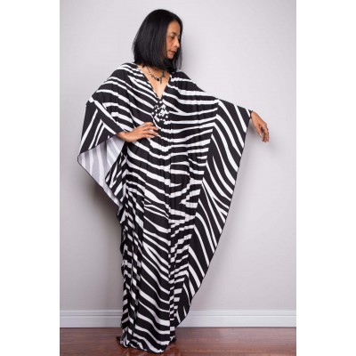 Туніка великого розміру чорно-біла 405-76