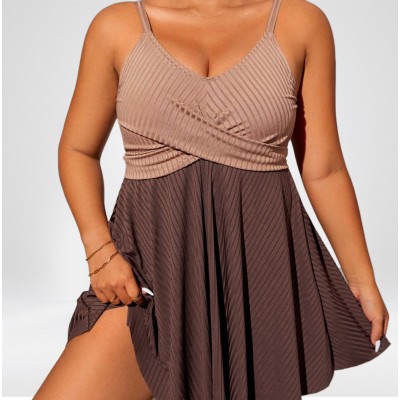 Пляжное платье-купальник Plus Size с контрастным лифом 430-13