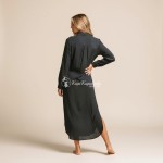 Фото Пляжная туника-рубашка чёрная, длинный рукав, боковые разрезы 146-111-3