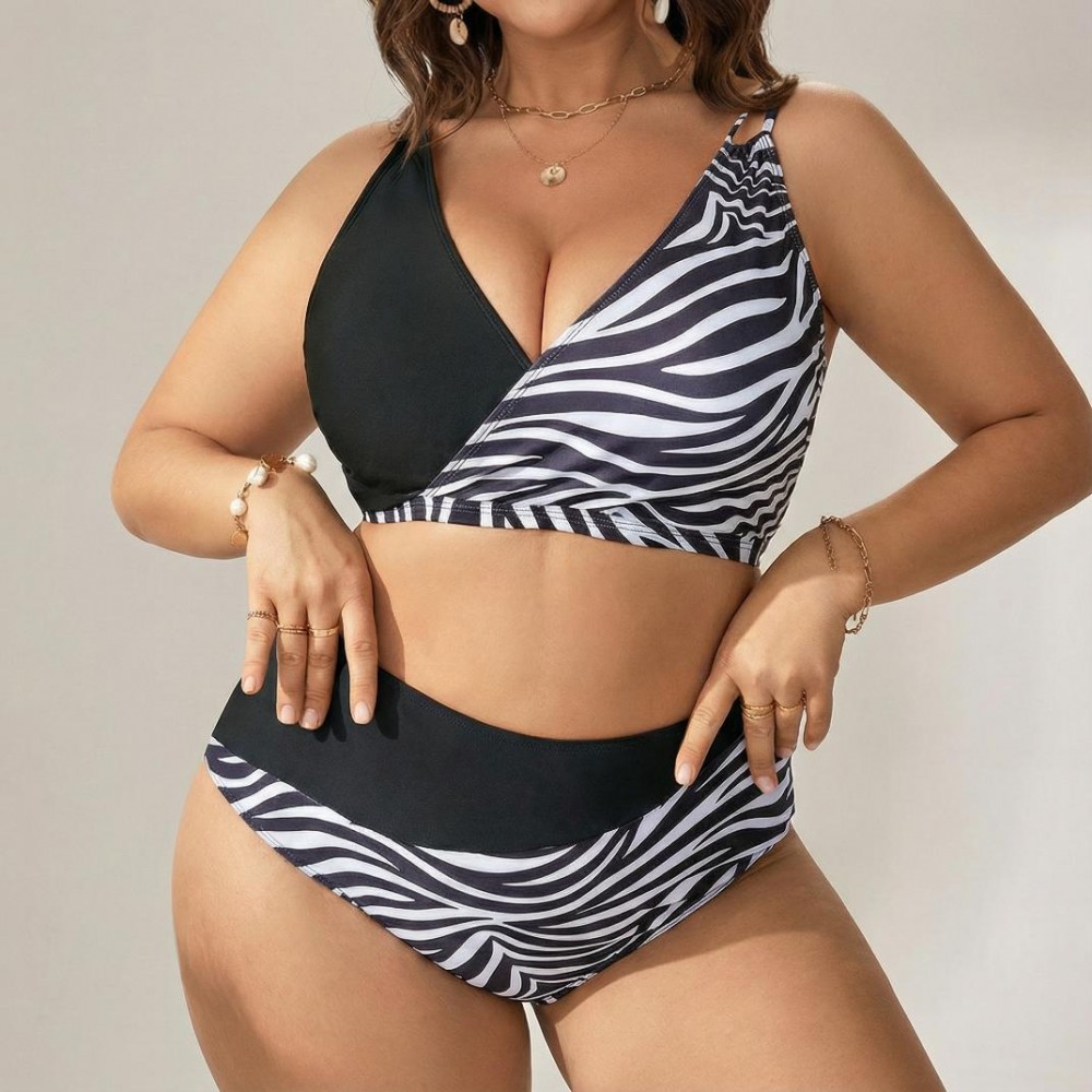 Купальник раздельный колор-блок зебра черно-белый Plus Size 436-04-K — вид вблизи Купить Купальник раздельный колор-блок зебра черно-белый Plus Size 436-04-K — реальное фото