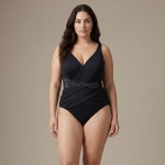 Купить Слитный купальник Plus Size чёрный с запахом и вырезом на спине 703-01 — реальное фото