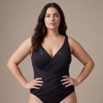Купить Слитный купальник Plus Size чёрный с запахом и вырезом на спине 703-01 — реальное фото