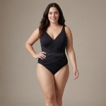 Купить Слитный купальник Plus Size чёрный с запахом и вырезом на спине 703-01 — реальное фото