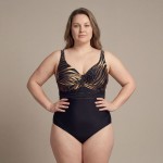 Купить Женский слитный купальник Plus Size чёрный с тёплым зебра-принтом 702-02-3 — реальное фото