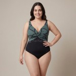 Купить Слитный купальник Plus Size с абстрактным зелёно-чёрным принтом 702-04 — реальное фото
