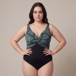 Купить Слитный купальник Plus Size с абстрактным зелёно-чёрным принтом 702-04 — реальное фото